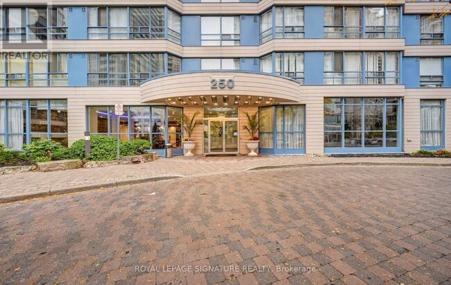 Building Photo - 250 Webb Dr