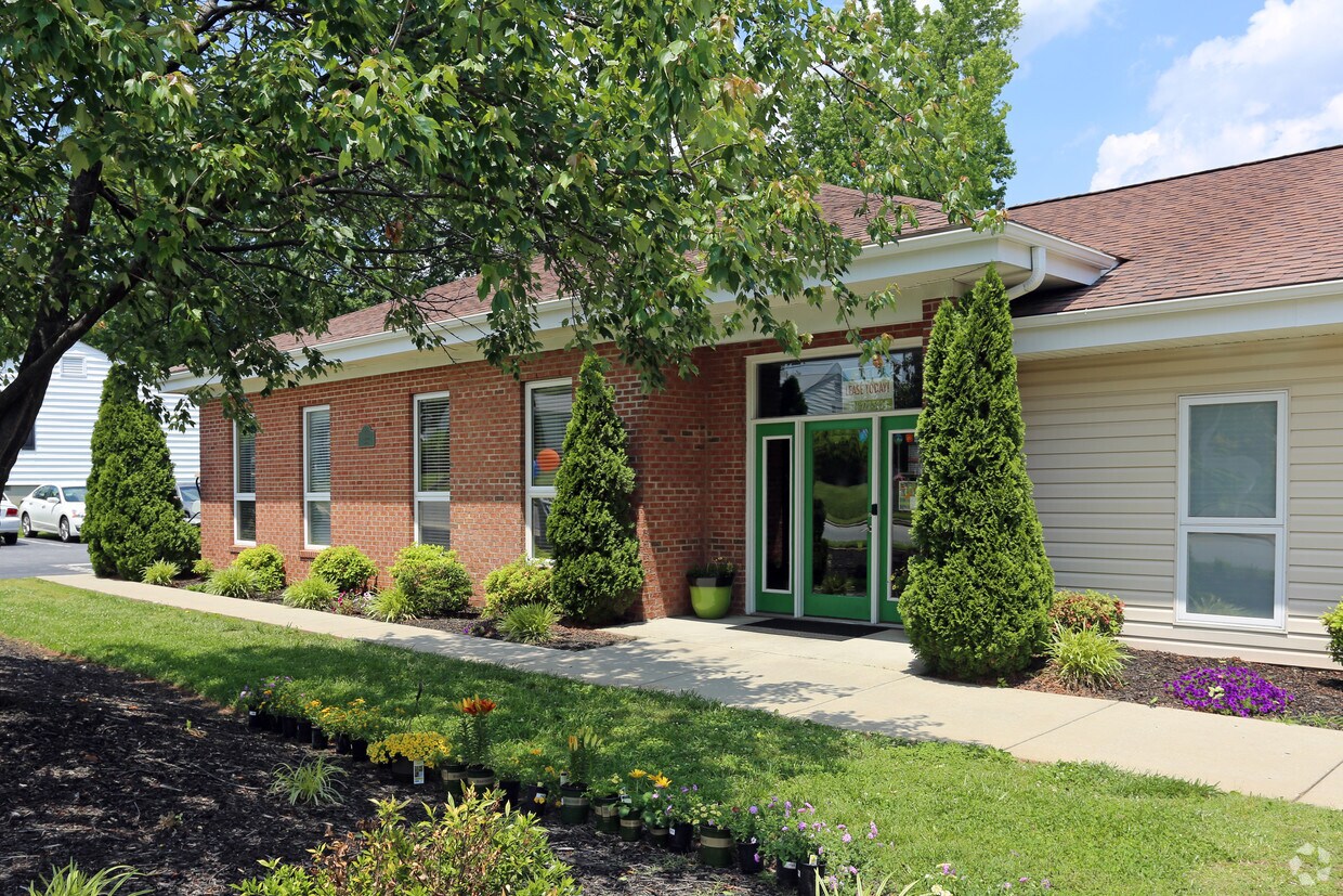 Foto principal - Cottages at Greensboro
