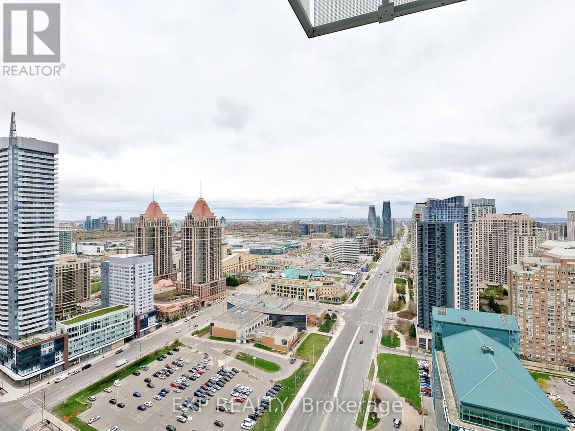 Photo principale - 3900-3900 Confederation Pkwy