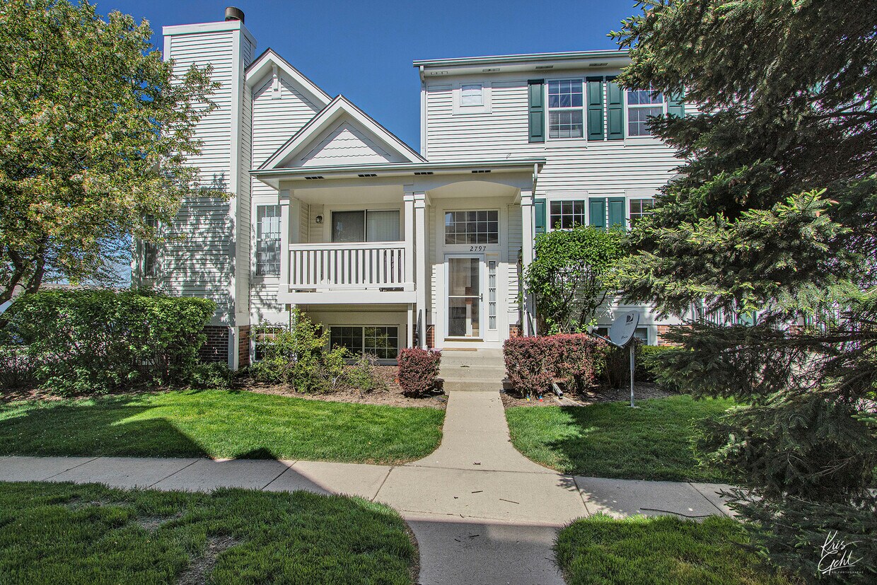 Primary Photo - 2797 N Augusta Dr