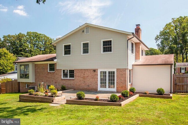 Building Photo - 9720 Corkran Ln