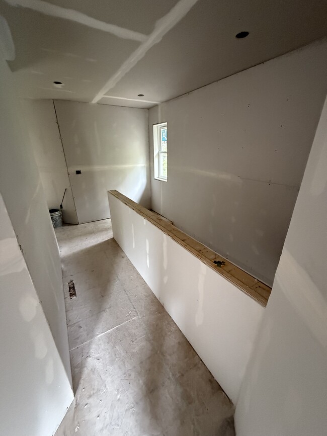 Building Photo - 4866 Idlewild St