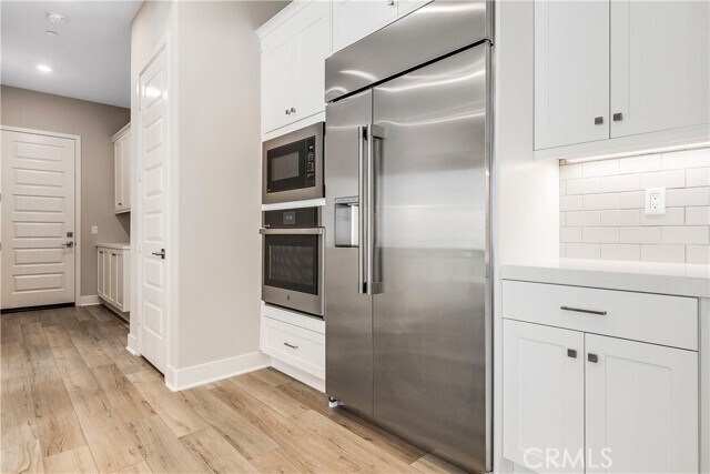 Building Photo - 118 Scale