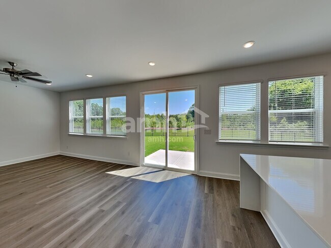 Foto del edificio - 4015 Williams Pond Rd