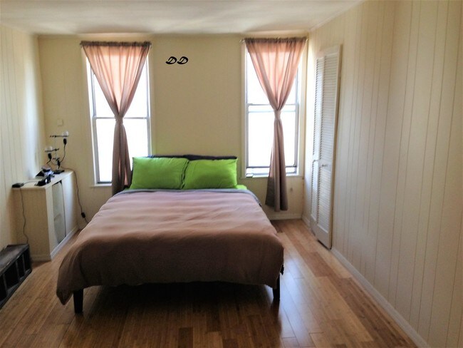 Building Photo - 311 Eckford St