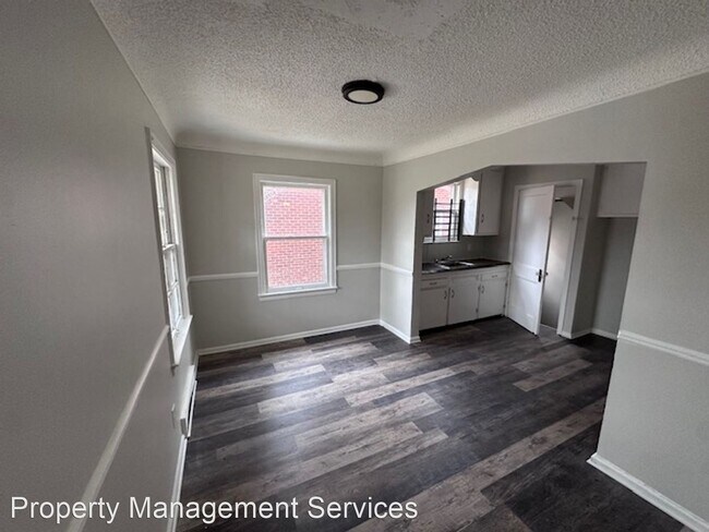 Foto del edificio - 4 br, 1 bath House - 11494 Wayburn
