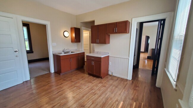 Foto del edificio - 823-825 S 11th