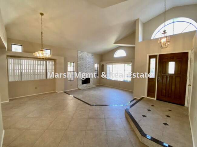 Building Photo - 3829 E Nighthawk Way
