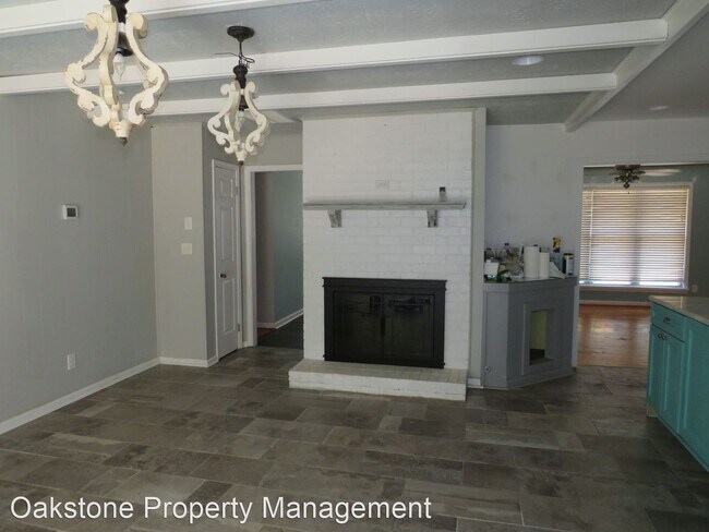 Building Photo - 3 br, 2 bath House - 167 Bruce Road