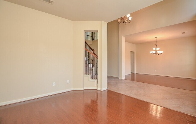 Foto del edificio - 26111 Salt Creek Ln