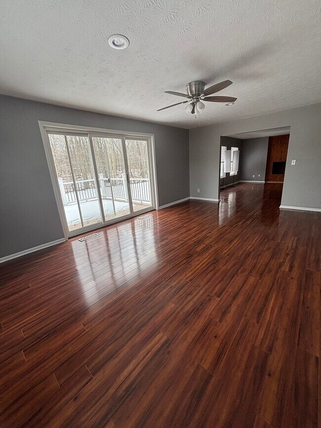 Foto del edificio - Beautifully maintained 3BR, 2BA Condominium