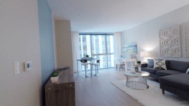 Foto del edificio - 207 N Garland Ct
