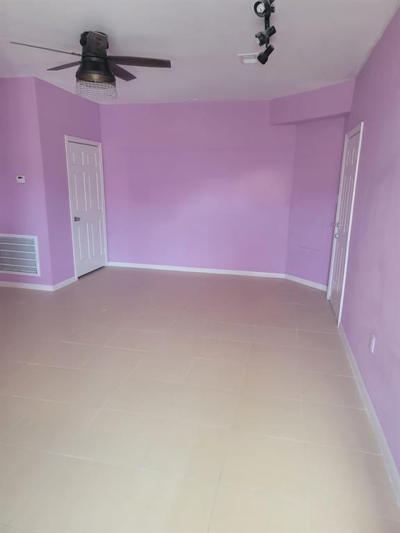 Foto del edificio - 7534 Rosepath Ln