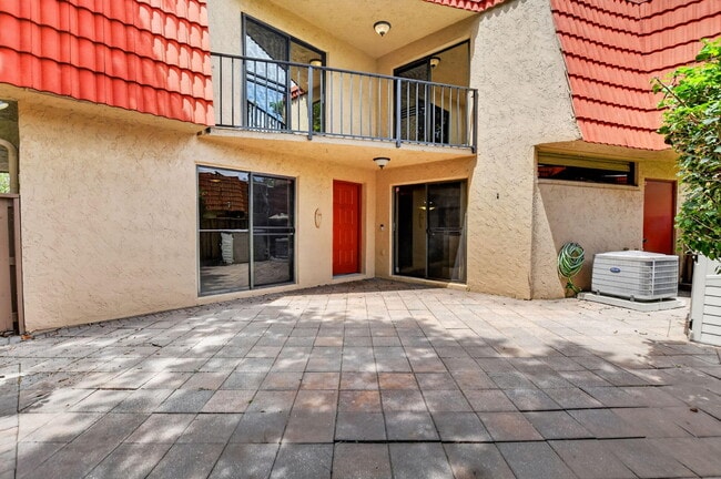 Building Photo - 8099 Severn Dr