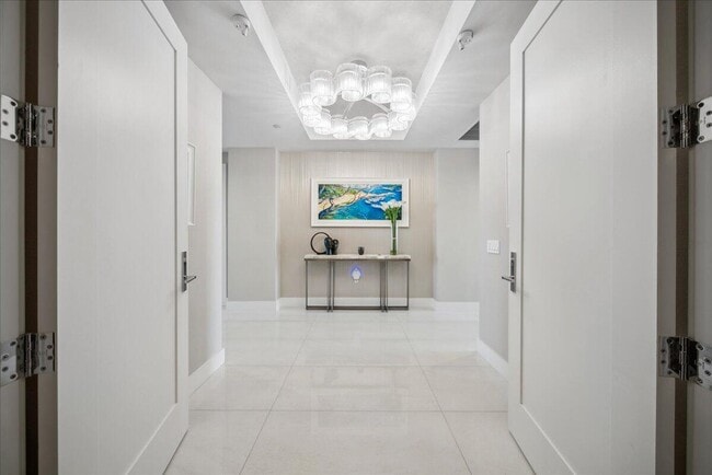 Building Photo - 5000 N Ocean Dr