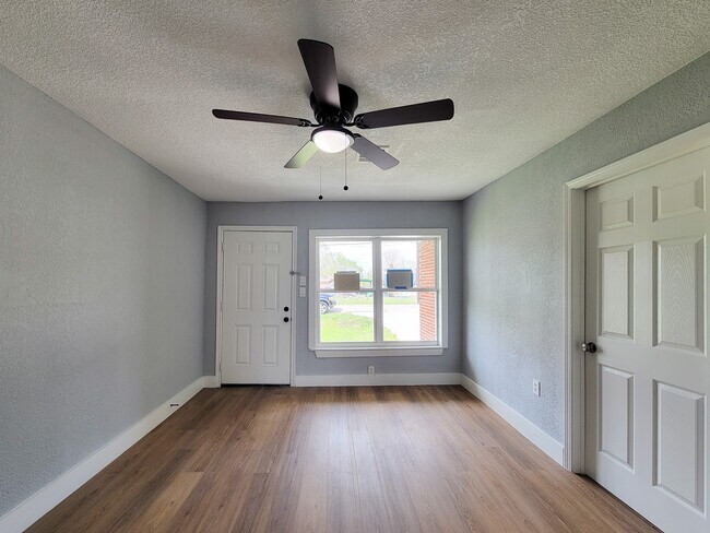 Foto del edificio - 4538 Clover St