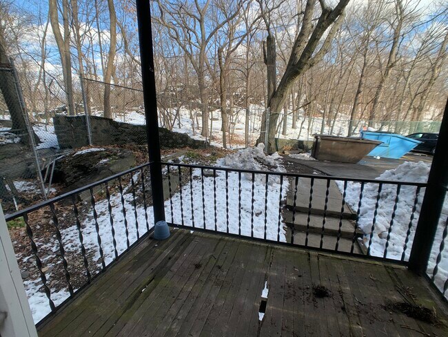 Building Photo - 80 Gordon St