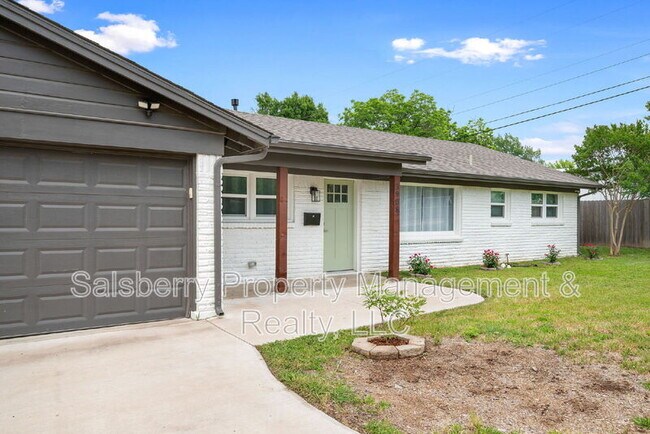 Building Photo - 3908 Wren Ave