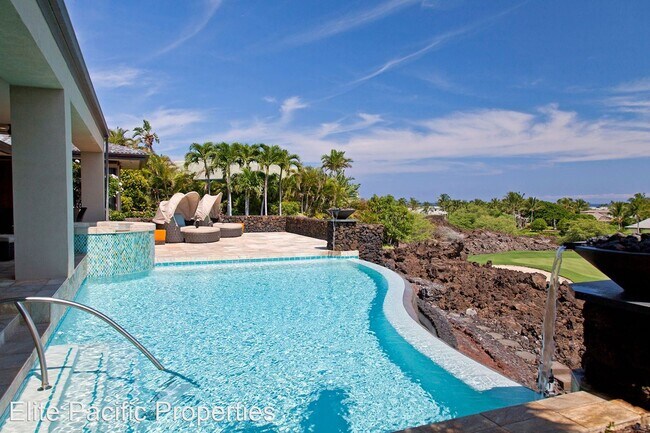 Building Photo - 4 br, 3.5 bath House - 68-133 W. Pukaua Pl.