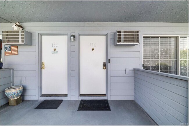 Foto del edificio - 20930 Parthenia St