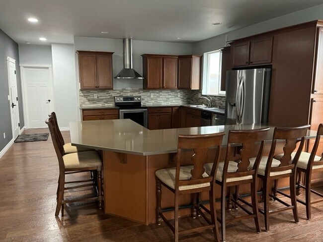 Foto del edificio - 2 Bedroom 2 bath with office home in cul-d...