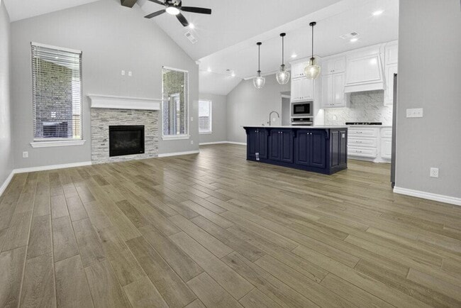 Foto del edificio - 4213 NW 158th St