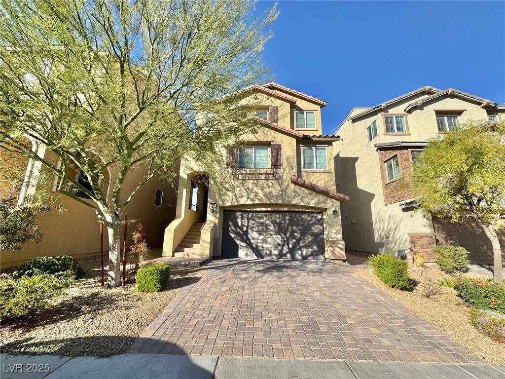 Foto principal - 7304 Sterling Rock Ave