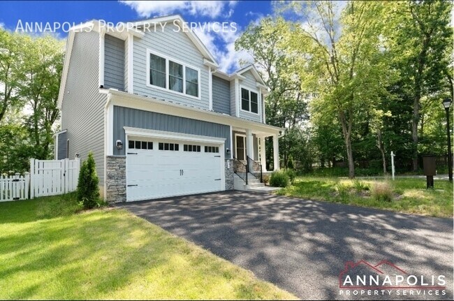 Building Photo - 804 Lynwood Ln