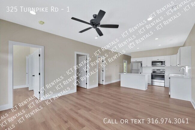 Building Photo - 325 Turnpike Rd