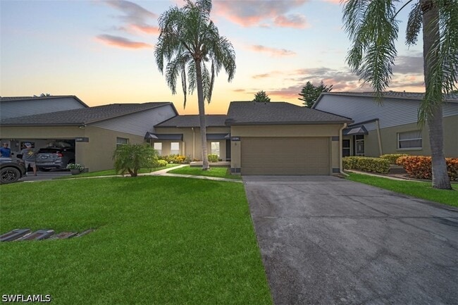 Foto del edificio - 902 McGregor Park Cir