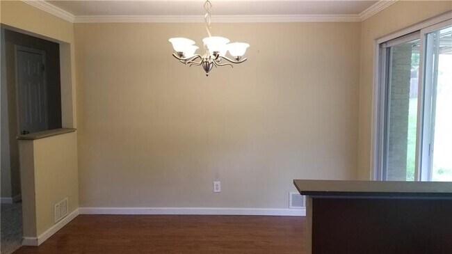 Building Photo - 108 Morelli Dr