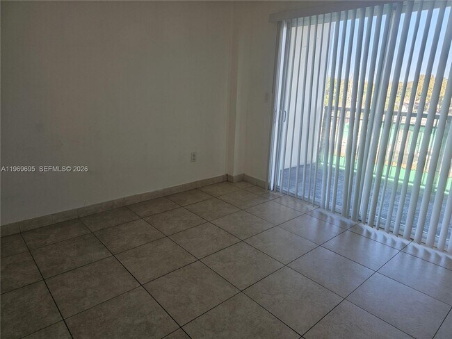 Foto del edificio - 2647 NW 25th Ave