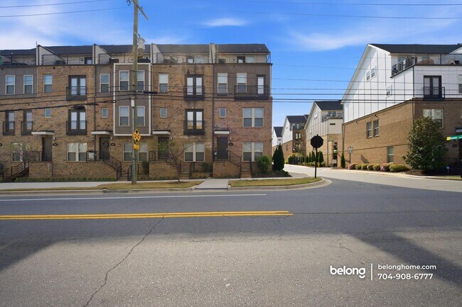 Foto del edificio - 12033 Brooklyn Ave