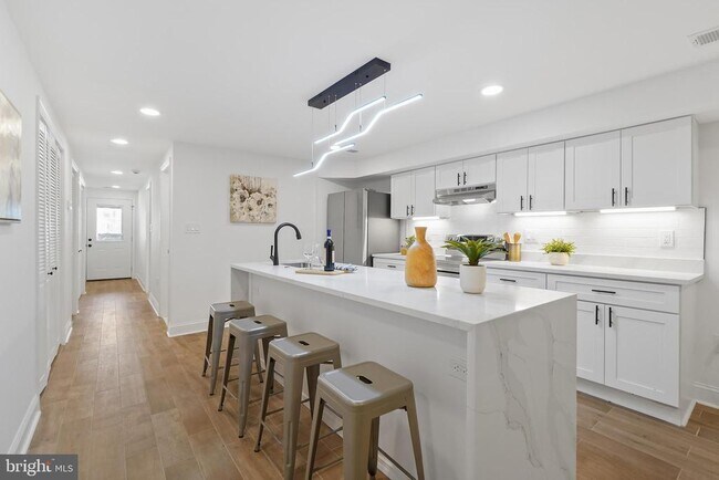 Foto del edificio - 821 Decatur St NW
