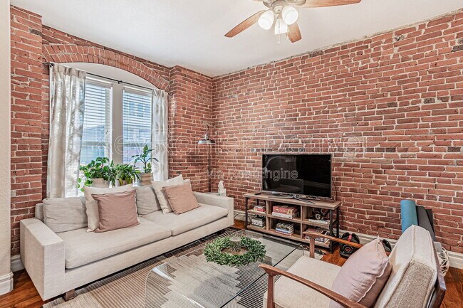 Foto del edificio - 3033 Welton St