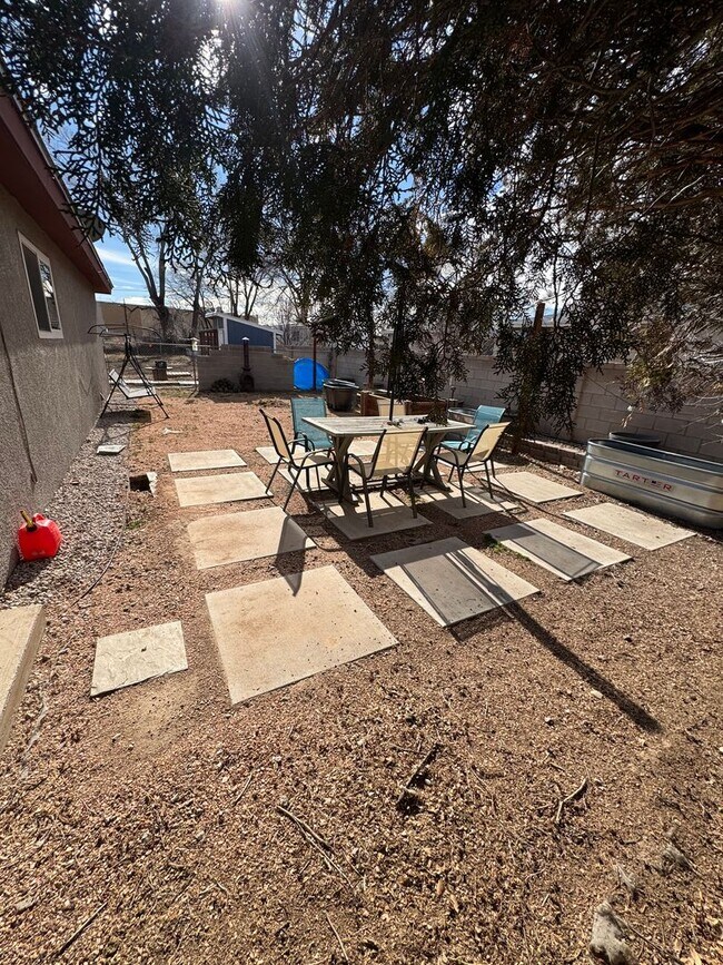 Foto del edificio - North Valley Charmer on Large Lot Near Historic 4th Street