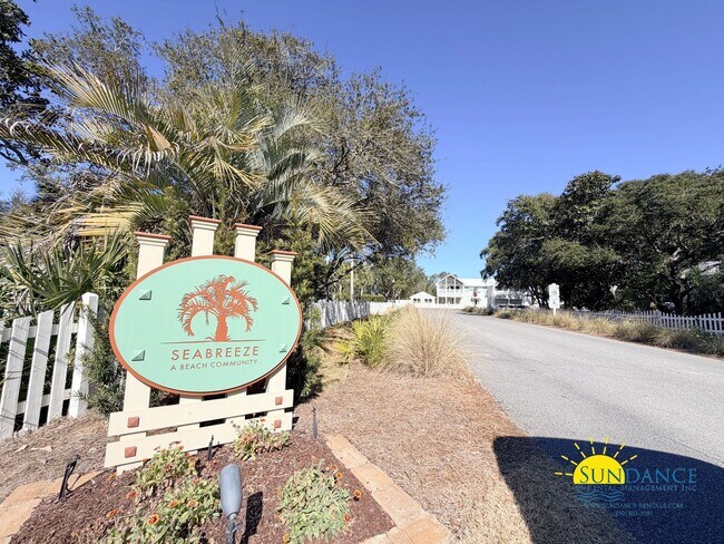 Foto del edificio - Coastal Comfort Living with Private Beach Access Just Off 30A!