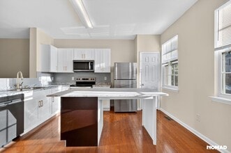 Building Photo - 2425 Ivey Crest Cir