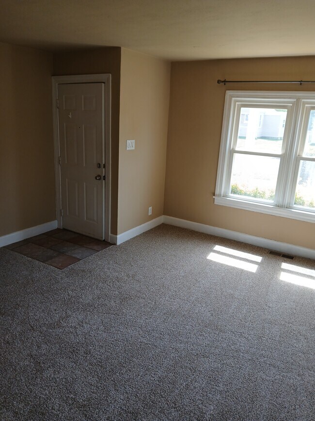 Foto del edificio - 6666 Hudson Ave