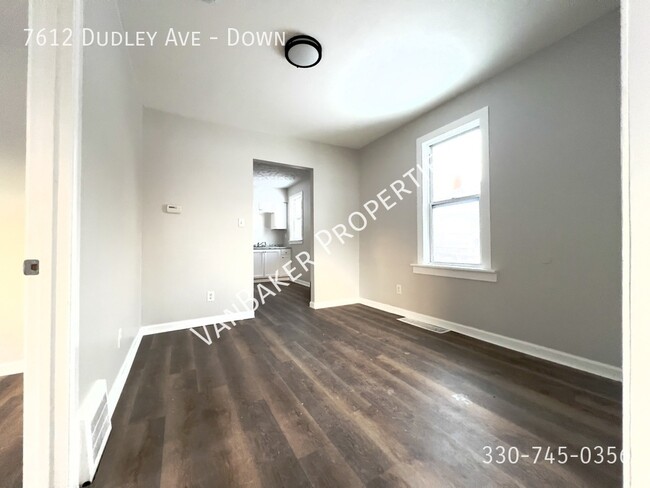 Foto del edificio - 7612 Dudley Ave