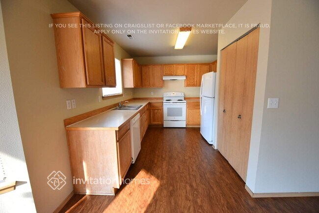 Foto del edificio - 1220 202nd St Ct E