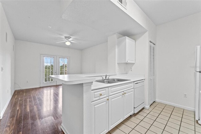 Building Photo - 14341 Fredricksburg Dr