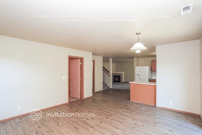 Foto del edificio - 20111 15th Avenue E