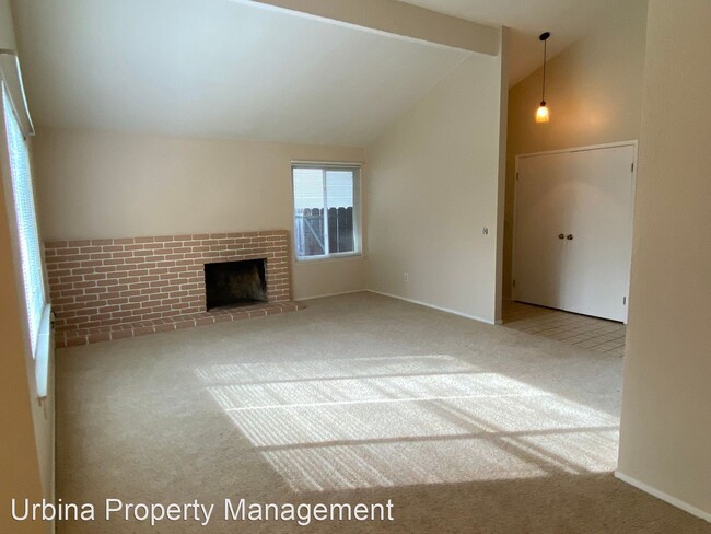 Building Photo - 4 br, 2 bath House - 1139 Copeland Creek Dr