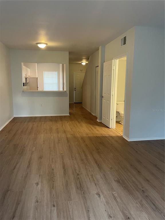 Foto del edificio - 6994 Woodlake Dr