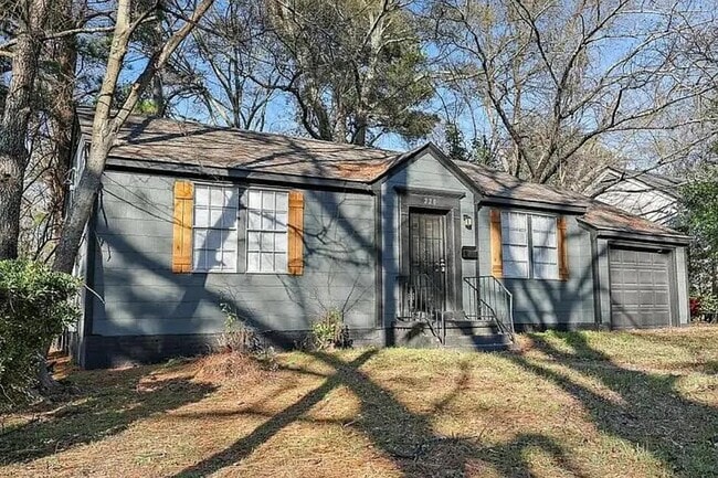 Building Photo - 220 Stonewall St