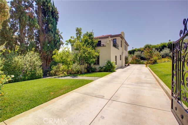 Foto del edificio - 1205 W Highland Ave