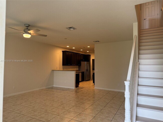 Building Photo - 2804 N Bismark Ln
