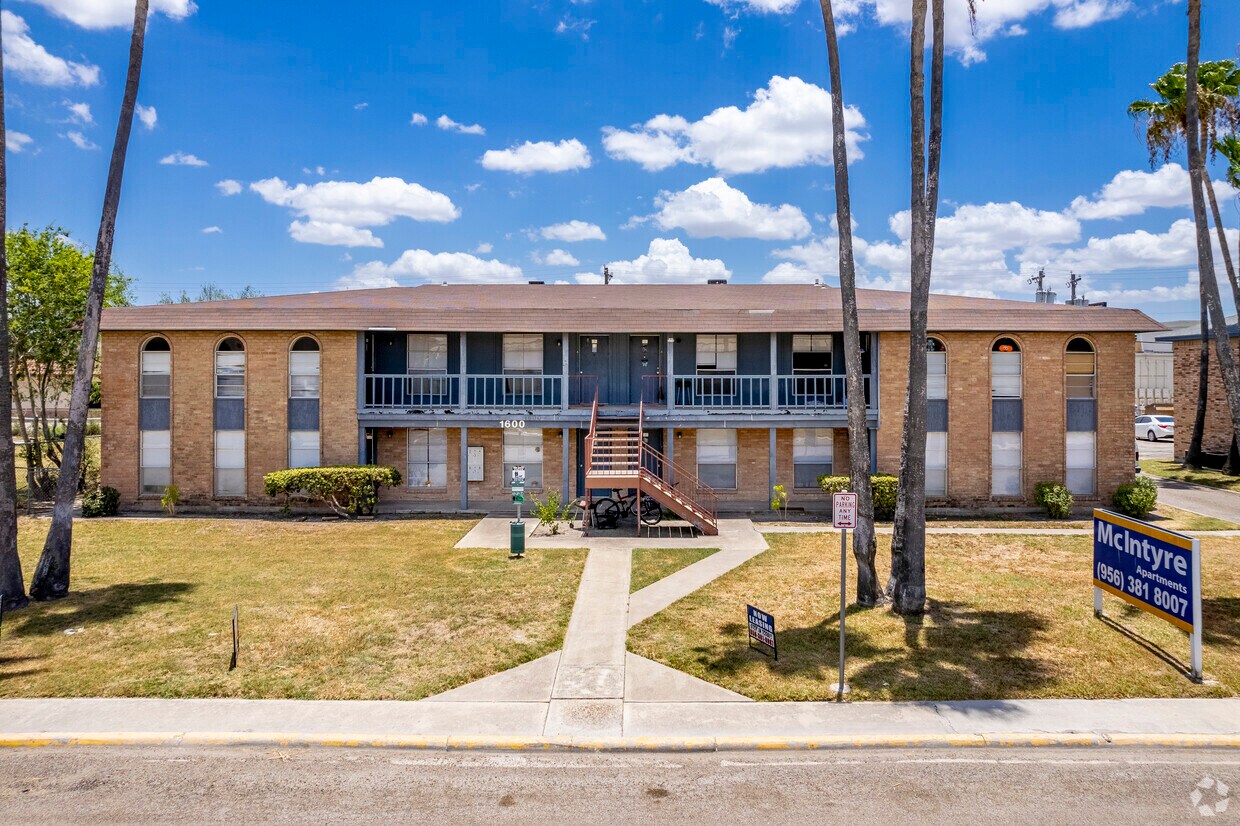 McIntyre Apartments Apartments 1608 W McIntyre St Edinburg, TX