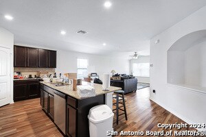Foto del edificio - 7226 Altair Loop